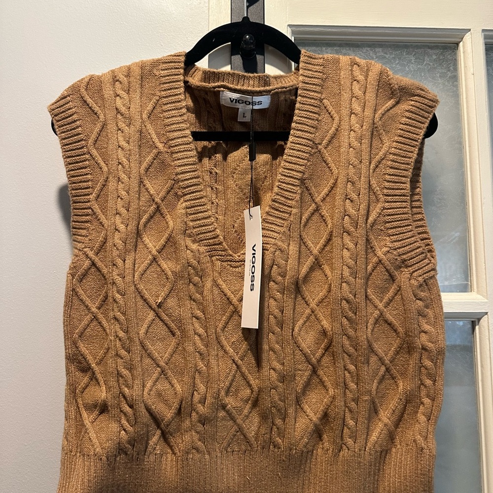 Vigoss Tan V-Neck Cable Knit Sweater Vest - Brand New with Tags!